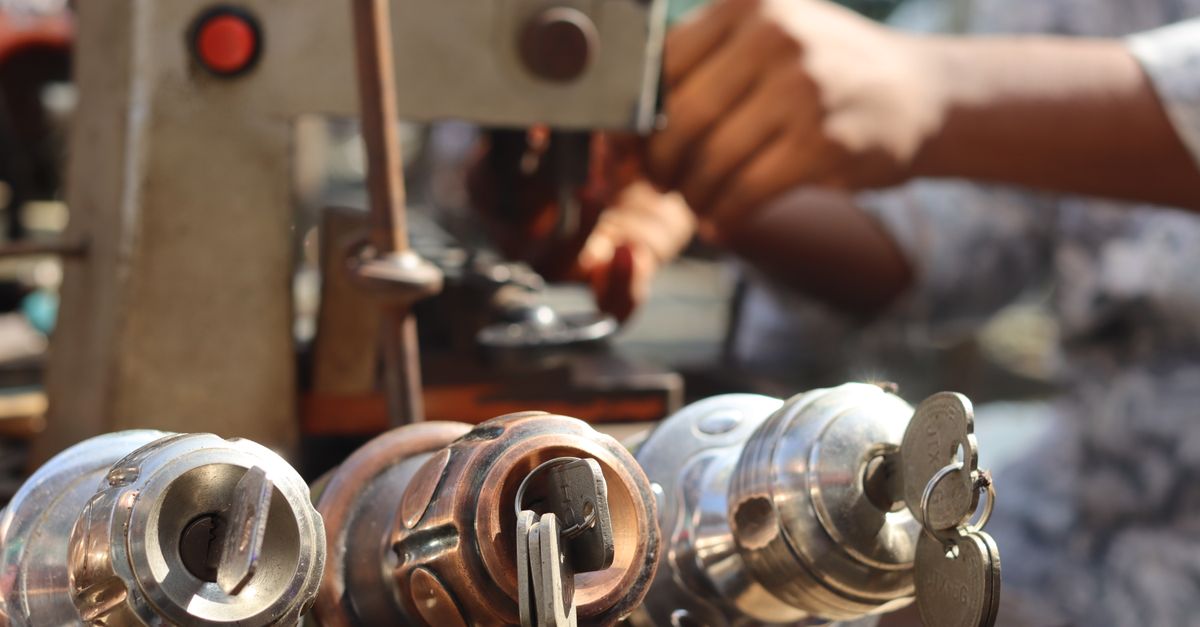 How Much Should an Emergency Locksmith Cost in Queens? — Flushing Locksmith Queens