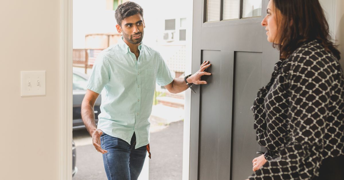 Home Lockout Service in Queens: What Actually Happens When We Arrive — Flushing Locksmith Queens
